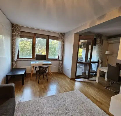 Photo 2 — 2-bedroom apartment in Plovdiv, Centyr