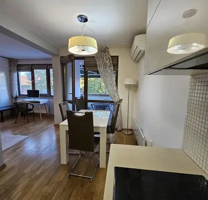Photo 3 — 2-bedroom apartment in Plovdiv, Centyr