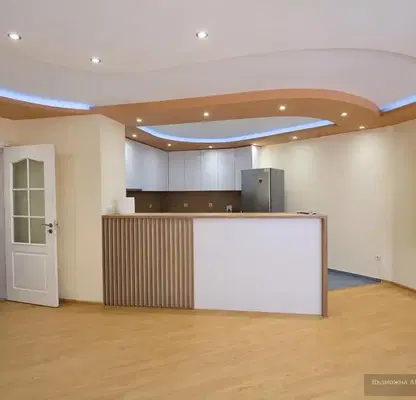 Photo 2 — Three-room apartment in Plovdiv Center with luxury renovation