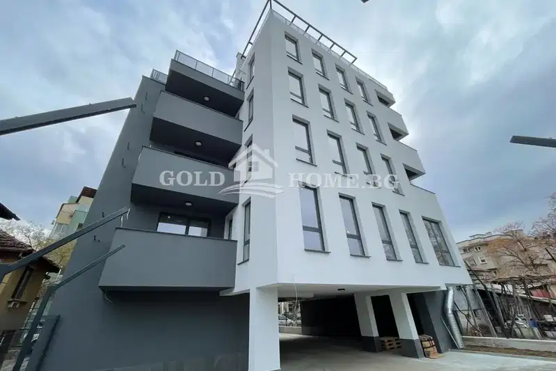 Spacious 3-room apartment in Hristo Smirnenski, Plovdiv