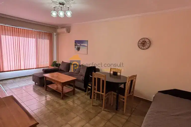 Two-room apartment in Hristo Smirnenski, Plovdiv with elevator