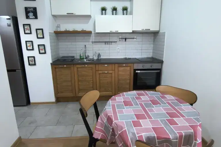 Three-room apartment with two terraces in Kamenitsa 1, Plovdiv