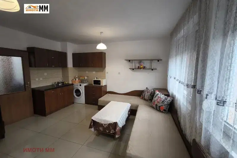 Studio apartment in Karshiyaka, Plovdiv, with elevator