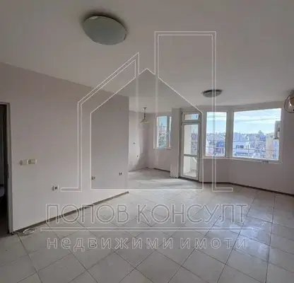 Photo 3 — Three-room apartment with two terraces in Kyuchuk Parizh, Plovdiv