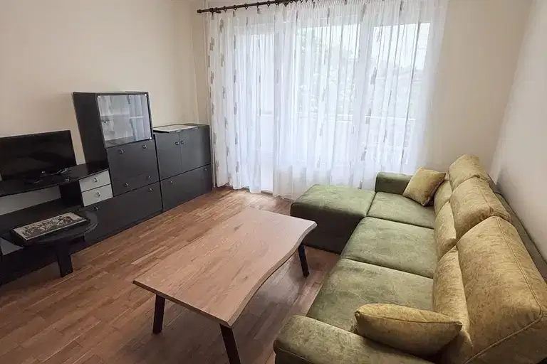 Three-room apartment with two terraces in Marasha, Plovdiv