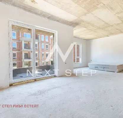 Photo 4 — Three-room apartment in Ostromila with two bathrooms and balconies