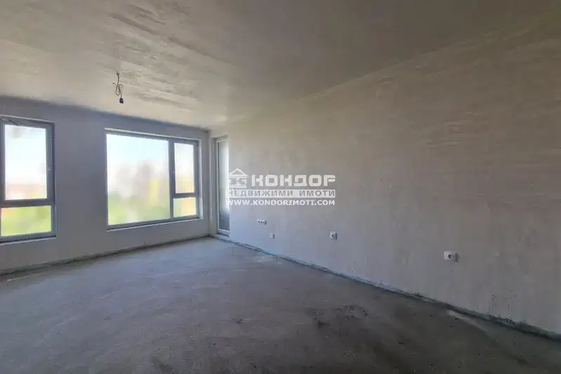 Two-room apartment in Trakiya with southwest aspect