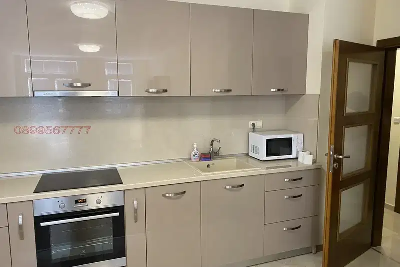 Three-room apartment with two terraces in Zapaden, Plovdiv