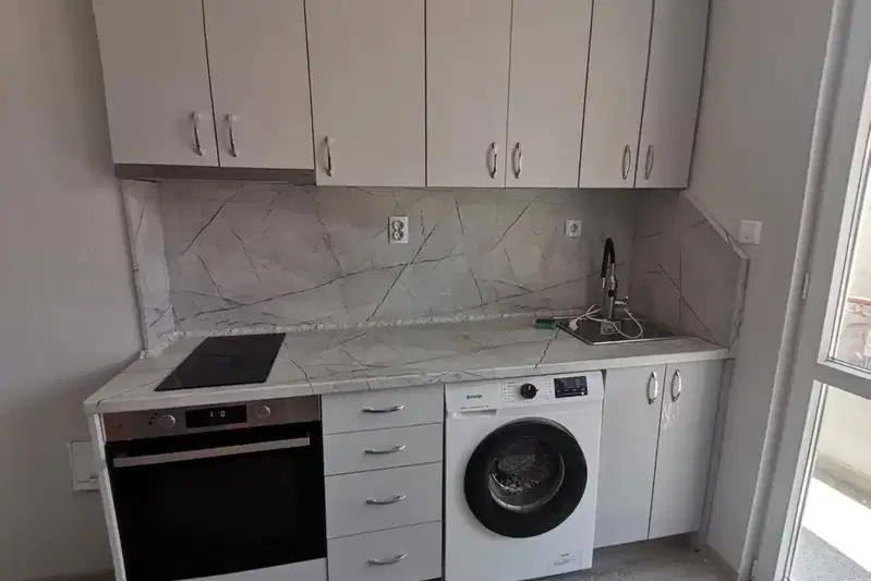 Two-room apartment with two terraces in Pomorie, old town