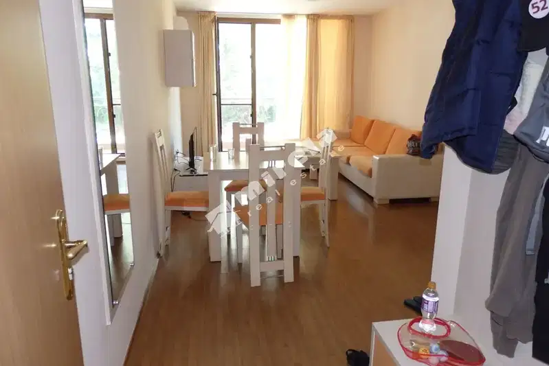 Two-room apartment in Primorsko with balcony and elevator