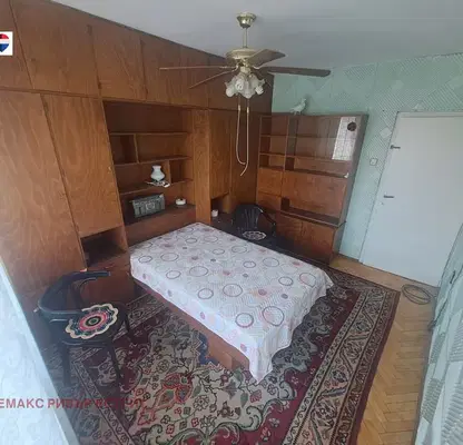 Photo 2 — Two-room apartment in Central South district, Ruse, with elevator