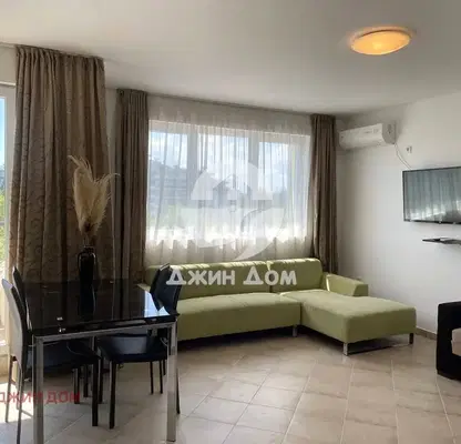 Снимка 2 — Двустаен апартамент с гледка към морето в с. Равда