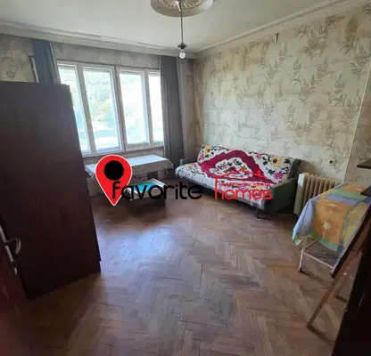 Photo 4 — Three-room apartment with L-shaped terrace in the centre of Shumen