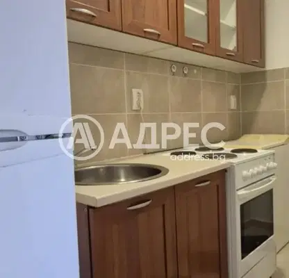 Снимка 4 — Двустаен апартамент в Банишора с асансьор и контрол на достъпа