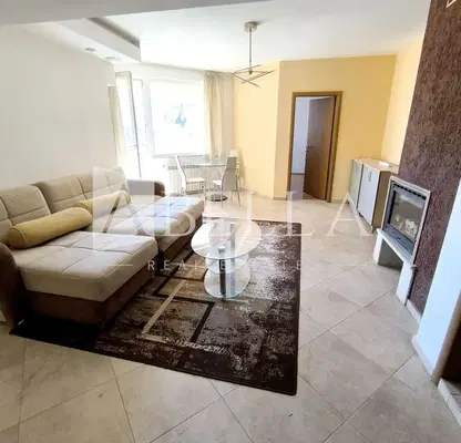 Photo 3 — Three-room apartment with south aspect in Borovo, Sofia
