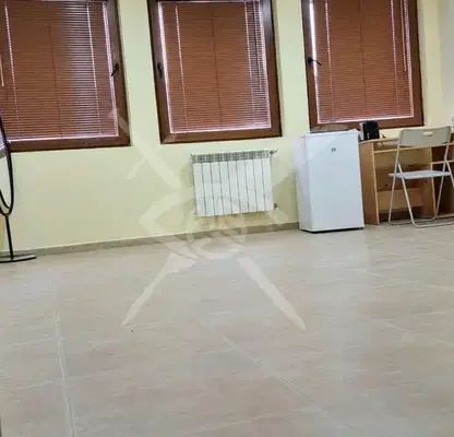 Снимка 2 — Едностаен апартамент в Център, София с тухлено строителство