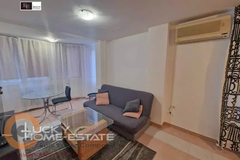 Two-room apartment in Center, Sofia with elevator