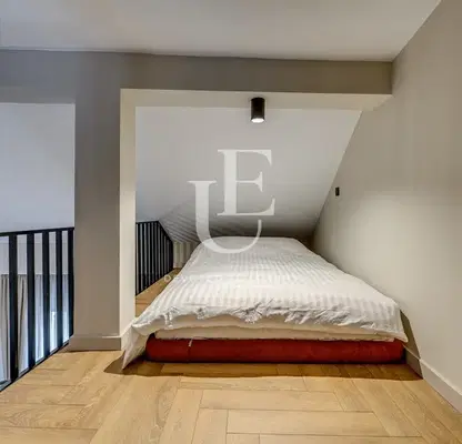 Photo 3 — 2-room apartment with high ceilings in Center, Sofia