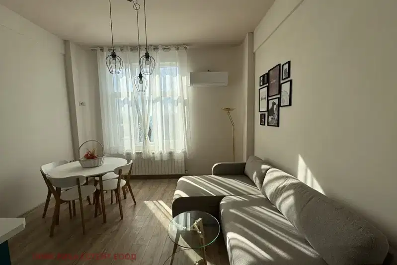 3-bedroom apartment in Sofia, Centyr