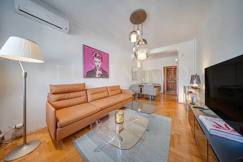 3-bedroom apartment in Sofia, Centyr