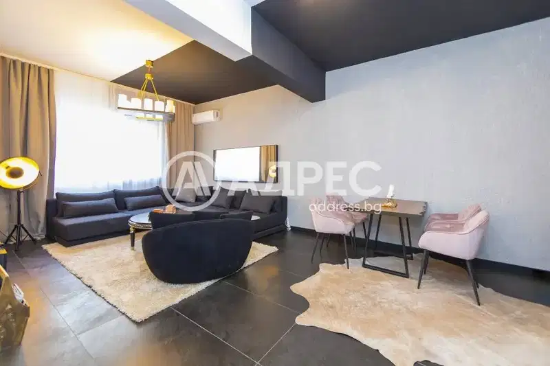 3-bedroom apartment in Sofia, Centyr
