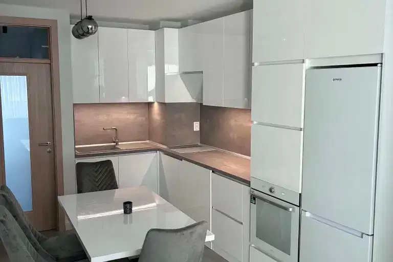 3-bedroom apartment in Sofia, Centyr