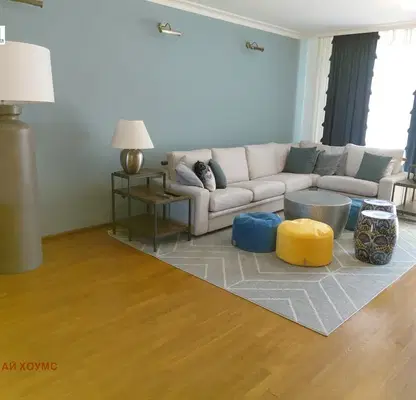 Photo 2 — 4-bedroom apartment in Sofia, Centyr