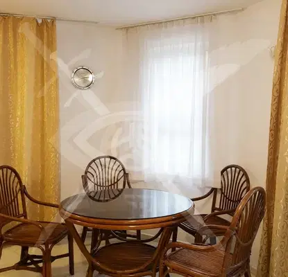 Photo 2 — 3-bedroom apartment in Sofia, Dianabad