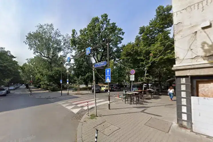 Просторен 3-стаен апартамент в Докторски паметник с тераса