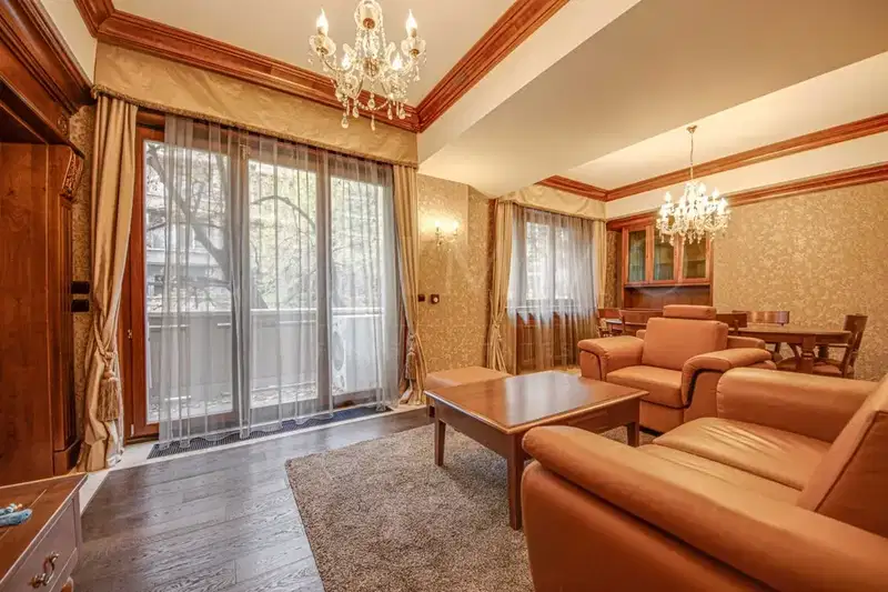 Three-room apartment with terrace in Doctorski Pametnik, Sofia