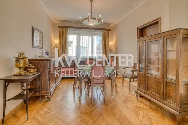 4-bedroom apartment in Sofia, Doktorski Pametnik