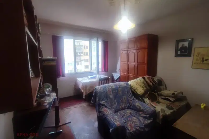 One-room apartment in Druzhba 1 with balcony and southeast aspect