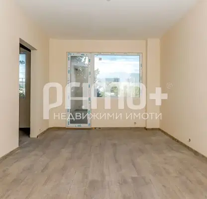 Photo 2 — Three-room apartment in Druzhba 1 with terrace and elevator