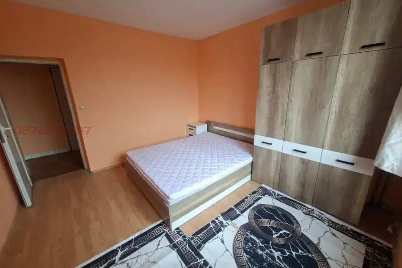 Тристаен апартамент в София, Дружба 1
