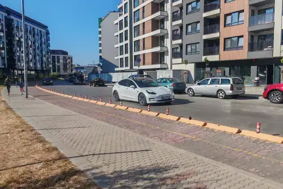 Двустаен апартамент в София, Дружба 2