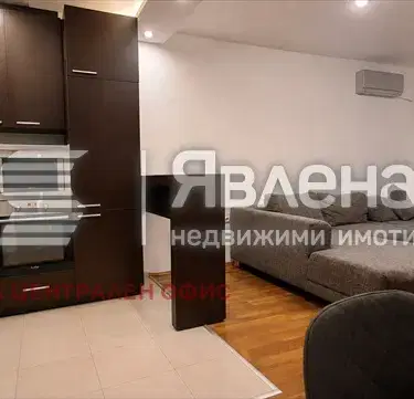 Снимка 3 — 3-стаен апартамент в Дружба 2 с голяма тераса