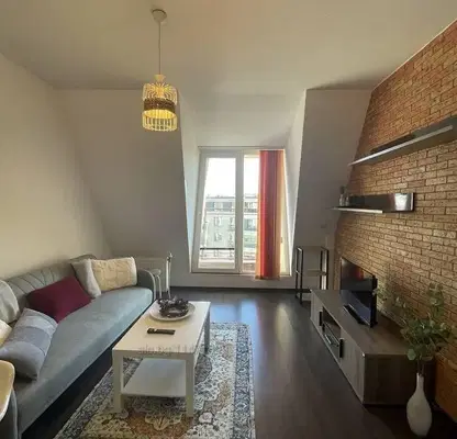 Photo 2 — Two-room apartment in Druzhba 2 with terrace and east/south aspect