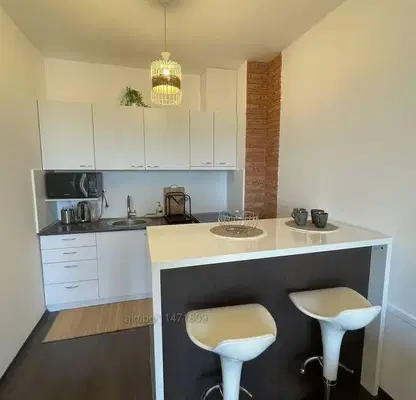 Photo 4 — Two-room apartment in Druzhba 2 with terrace and east/south aspect