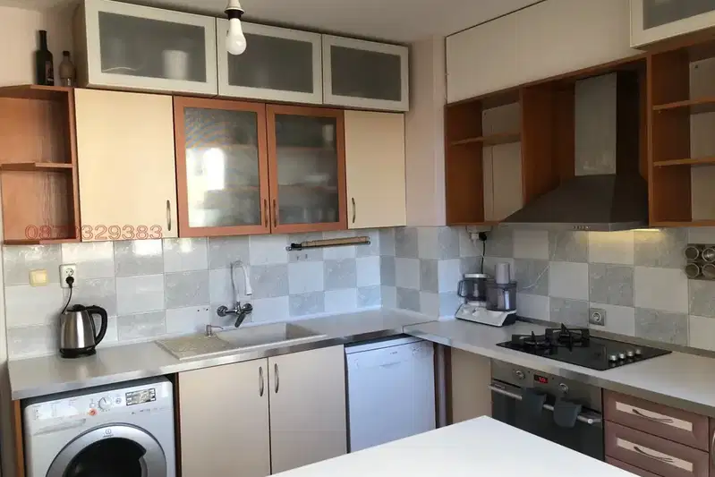 Тристаен апартамент в София, Дружба 2