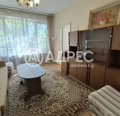 Снимка 2 — Двустаен апартамент в Гео Милев на 4-ти етаж с балкон