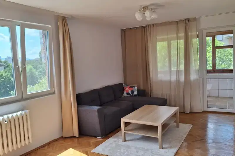 4-room apartment in Geo Milev with large glazed terrace