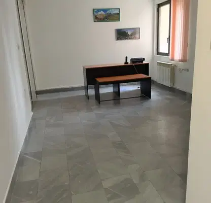 Photo 4 — Spacious 4-room apartment in Geo Milev with elevator