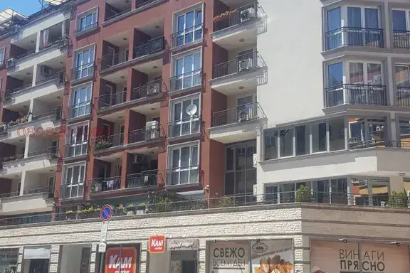 Two-room apartment with terrace and view of Vitosha in Gotse Delchev