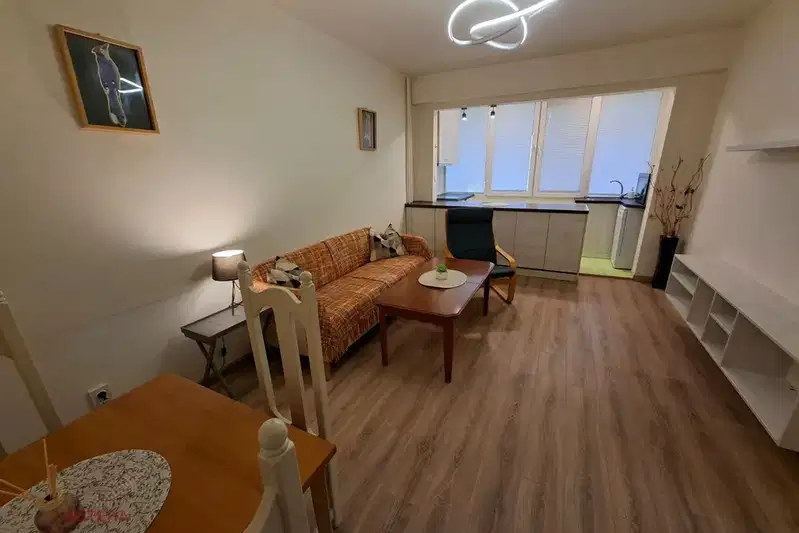 Two-room apartment in Hadzhi Dimitar with enclosed terrace