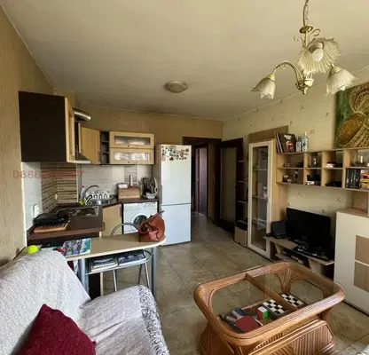 Photo 2 — Two-room apartment in Hipodruma with balcony and amenities