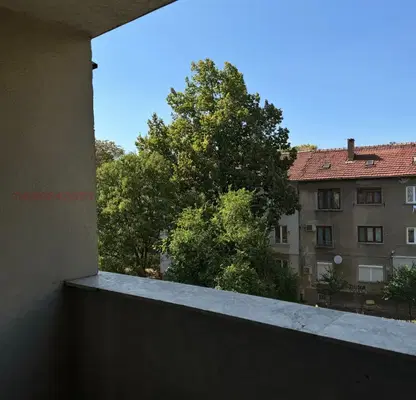 Photo 5 — Two-room apartment in Hipodruma with balcony and amenities