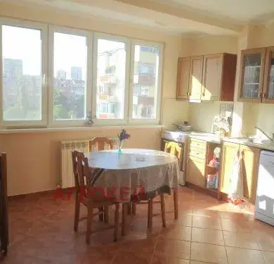 Photo 2 — 3-room apartment in Hipodruma with large kitchen