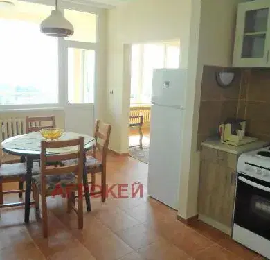 Photo 2 — 3-bedroom apartment in Sofia, Izgrev