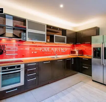 Photo 4 — Two-room apartment with glazed balcony in Iztok, Sofia