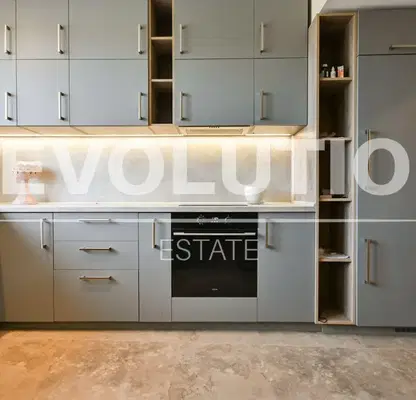 Photo 2 — Three-room apartment in Sofia, Iztok with video surveillance